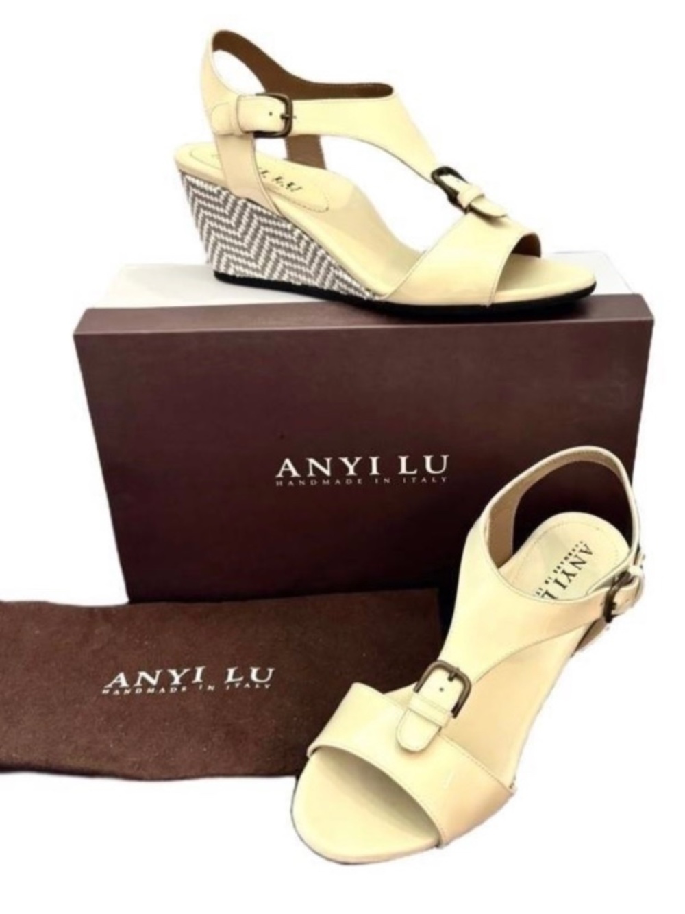 NIB Anyi Lu Italian Ivory Leather Chevron T-Strap Wedge Sandals 37.5 US 7-7.5